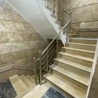 دو-خوابه-نمارومی-پنجره-قدی-جنوبی-روبه-کوچه