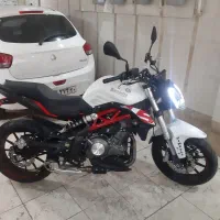 بنلی ۳۰۰ مدل ۹۹ درحد صفر کم کارکرد