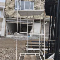 چهار پایه بزرگ چرخ دار|ابزارآلات|بیرجند, |دیوار