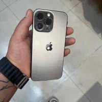 ایفون در حد اک بدون هیچگونه خط و خش