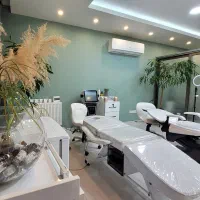 شراکت در کلینیک پوست و مو (کلینیک آماده)