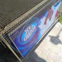 یخچال بستنی سالم و تمیز