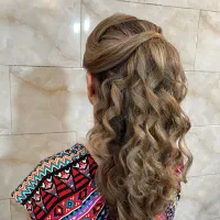 ۵۰درصد تخفیف ویژه ی میکاپ و شنیون|خدمات آرایشگری و زیبایی|کرج, عظیمیه|دیوار