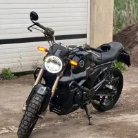 فروش موتور زونتس150 z2 g1‌ درحدصفر/آفرود و خیابان