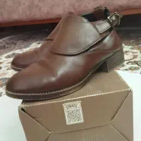 کفش سایز 39