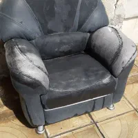 مبل چرمی ۴ نفره