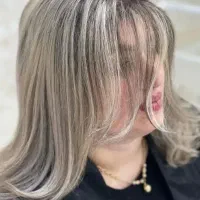 تخفیف 40 درصدی رنگ ولایت و کاشت ناخن
