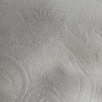 یک سری لباس دختر بچه  ۱ تا ۲ سال