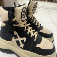 کفش نو|کیف، کفش، کمربند|شهریار, شهریار|دیوار