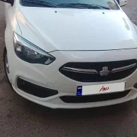 شاهین دنده ای با ساندروف