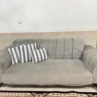 مبل ۷نفره با ۳تا عسلی ۳ کوسن