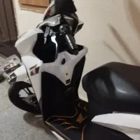 موتور طرح کلیک هانی|موتورسیکلت|پرند, فاز ۵|دیوار