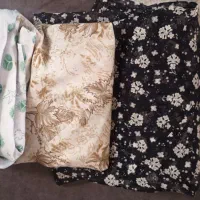 تعدادی چادر رنگی دوخته آماده