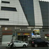 اجاره دفتر اداری شیک|اجارهٔ دفتر کار، اتاق اداری، مطب|قم, ژاندارمها|دیوار