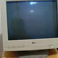 کامپیوتر و کمد