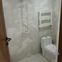 منزل دربست همراه حیاط وپارکینگ اختصاصی با امکانات|اجارهٔ کوتاه‌مدت آپارتمان و سوئیت|شیراز, شاهچراغ|دیوار