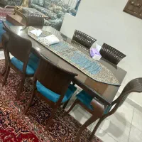 میز نهار خوردی