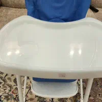 صندلی غذا زوییه سالم و تمیز