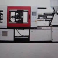 اپراتور دستگاه تزریق پلاستیک