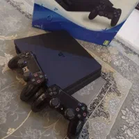 Ps4 slim  دو دسته اصلی