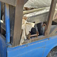 اتاق و کفی و باربند