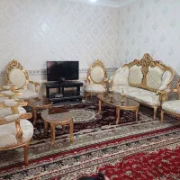مبل سلطنتی ۹ نفره کرمی رنگ