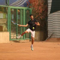 آموزش تنیس با مربی رسمی فدراسیون