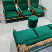 مبل راحتی  کلاسیک  قدیمی|مبلمان خانگی و میز عسلی|اصفهان, پوریای ولی|دیوار