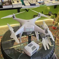 فانتوم ۴ معمولی . dji phantom 4