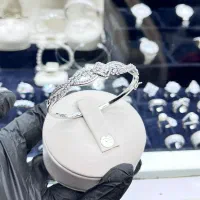 دستبند النگویی نقره آبکاری طلاسفید