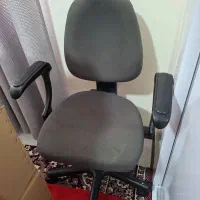 صندلی چرخ دار وجک دار بسیار سالم وتمیز