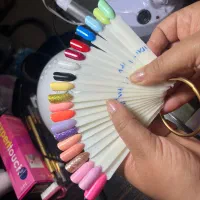 لاک ژل|آرایشی، بهداشتی، درمانی|اصفهان, ردان|دیوار