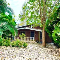 خانه روستایی۴۰۰ متری*مناسب خانواده* پول زمینه فقط