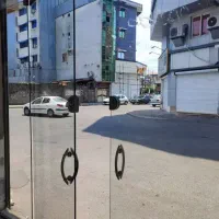 مغازه در سه راه لامپ سازی / ابتدای خیابان حافظ