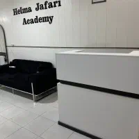 واگذاری سالن زیبایی و یا فروش یکجای تمام لوازم|آرایشگاه و سالنهای زیبایی|قم, زنبیل آباد|دیوار