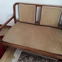 مبلمان ۱+۷ نفره به همراه میز مربوطه کاملا سالم