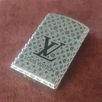 فندک گازی Louis Vuitton، کلکسیونی، بدنه استیل