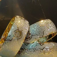 طلا تک پوش نمادار