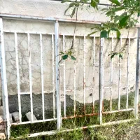 پنجره حفاظ دار
