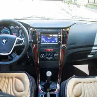 نصب تخصصی دوربین دنده عقب دنا