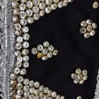 لَچک بختیاری|لباس|خمینی‌شهر, |دیوار