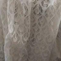 تعدادی پرده آماده دوخته شده