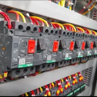 تکنسین، مجری برق صنعتی، اجرایی با تجربه