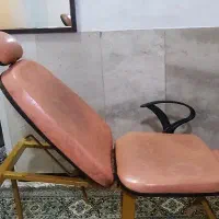 صندلی آرایشگاه|آرایشگاه و سالن‌های زیبایی|شیراز, هفت تنان|دیوار
