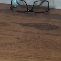 عینک با جعبه گم شده