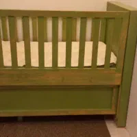 تخت کودک همراه با خوشخواب