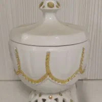 شکلات خوری سفید سرامیک