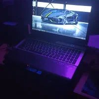 لپتاپ با گرافیک ۲ گیگ