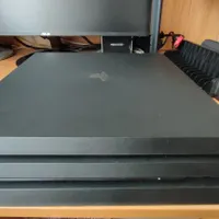 فروش فوری ps4 پرو نو کپیخور ۴ دسته