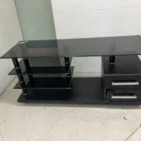 میز شیشه ای تلویزیون